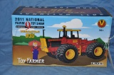 Ertl 1/32 Scale Toy Farmer Versatile 935 4WD Tractor