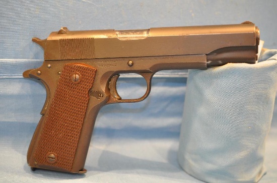 Colt M1911A1 US Army .45 cal Semi Automatic Pistol