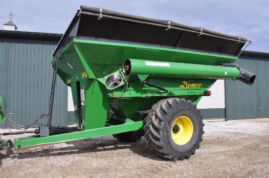 '09 Demco 1050 grain cart