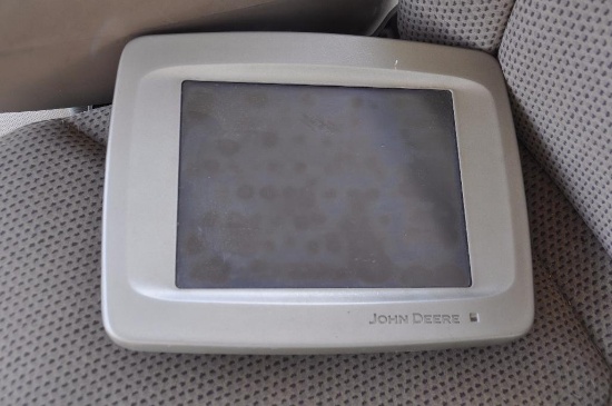 '09 JD GS2 2600 touchscreen display