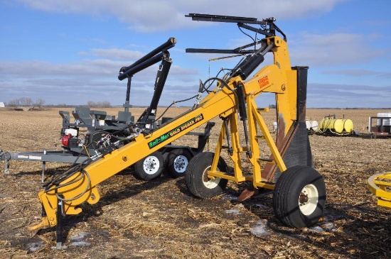 Soil-Max Gold Digger Pro pull-type tile plow