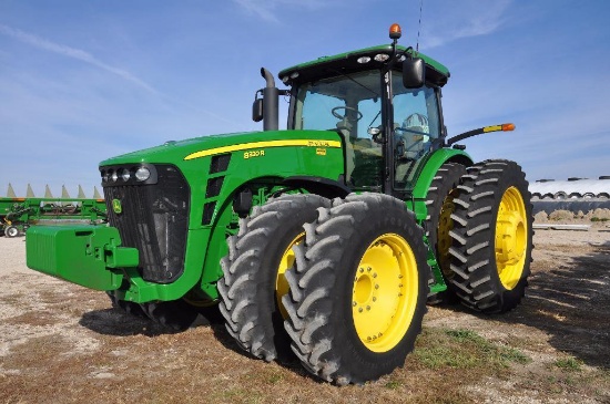 '10 JD 8320R MFWD tractor