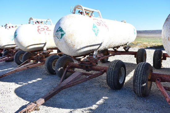 1,000 gal. NH3 tank on gear