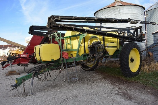 '05 Schaben 1,250 gal. pull-type sprayer