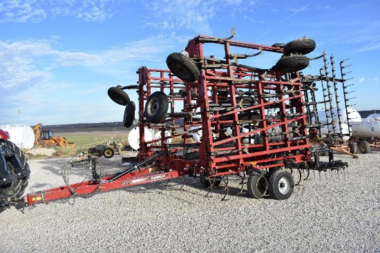 '12 Case-IH Tiger-Mate 200 45.5' field cultivator