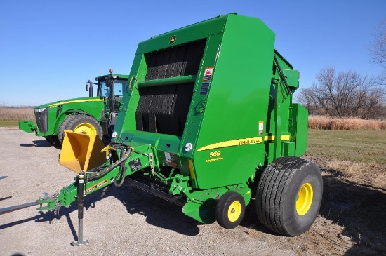 '14 JD 569 round baler