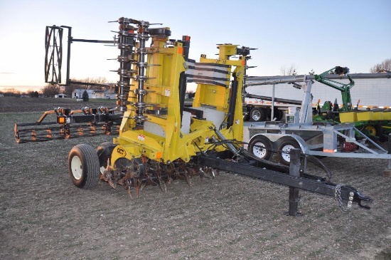 Aerway 20' vertical tillage tool