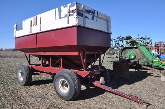 Parker 300 bu gravity wagon