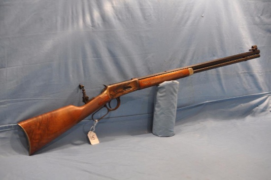 WINCHESTER 94 CLASSIC .38-55 LEVER ACTION RIFLE