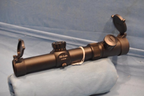 HI-LUX 1-4X24 SCOPE