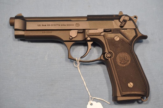 BERETTA M9 9MM SEMI AUTO PISTOL