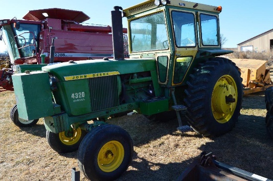 '72 JD 4320 2wd tractor