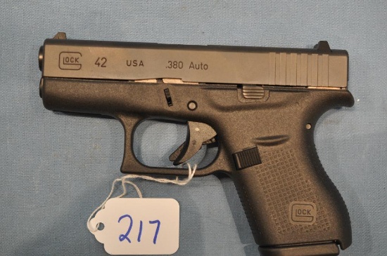 Glock 42 .380 auto semi auto pistol