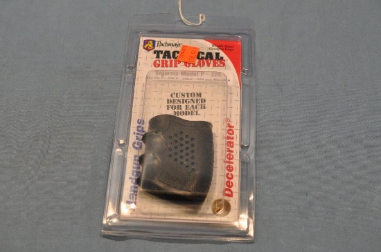 Pachmayr grip glove