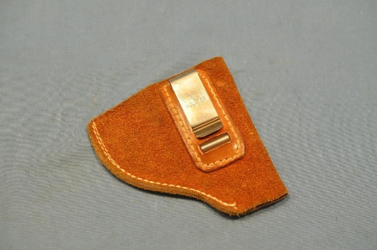 Bianchi holster for H&R 925