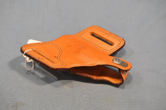 Bianchi No. 5 Black Widow leather holster
