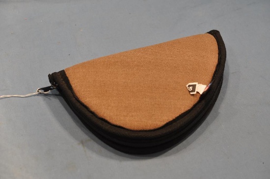 Soft pistol case