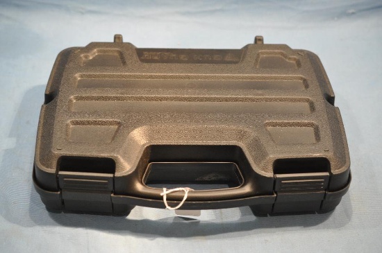 Plano hard plastic pistol case