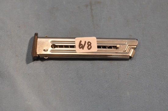 Smith & Wesson .22 cal magazine
