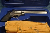 Smith & Wesson 500 .500 S&W Magnum revolver