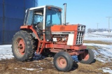 '76 IH 986 tractor