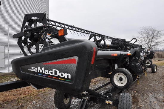 '09 MacDon FD70 40' flex draper head