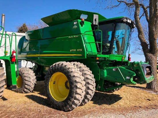 '11 JD 9770STS 4wd combine