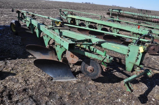 JD 1350-1450 5-bottom plow