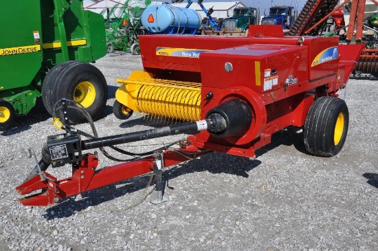 12 NH BC5070 small square baler