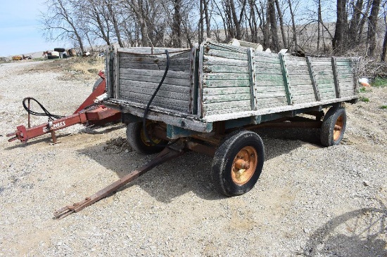 12' barge wagon with hoist on JD running gear