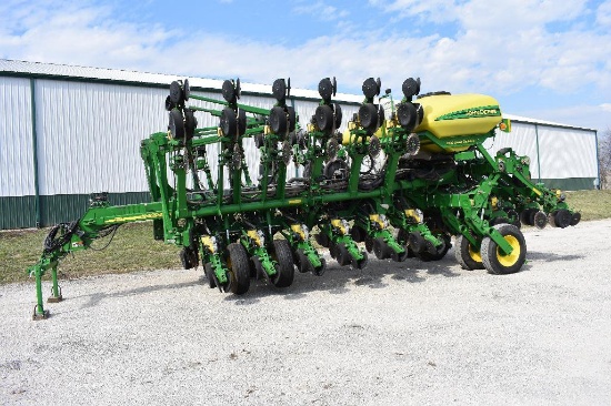 '09 JD 1790 CCS 16/32 planter