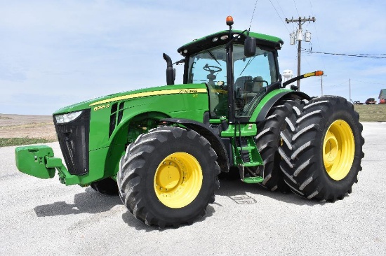 '14 JD 8335R MFWD tractor