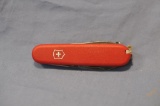 VICTORINOX SWISS ARMY KNIFE