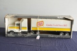 NYLINT OVERNIGHT EXPRESS OSCAR MEYER TRACTOR TRAILER