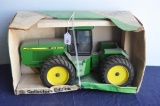 ERTL 1/16TH SCALE JOHN DEERE 8760 4WD TRACTOR