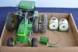 ERTL 1/16TH SCALE JOHN DEERE 4640 TRACTOR