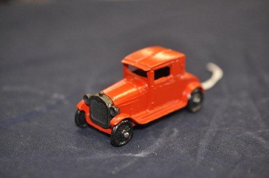 1928 FORD TOOTSIE TOY CAR