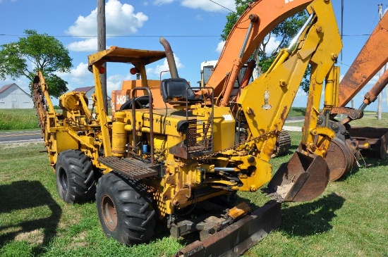 Vermeer M-475A trencher/backhoe