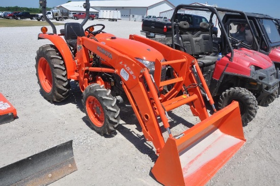 Kubota L3800 MFWD compact utility tractor