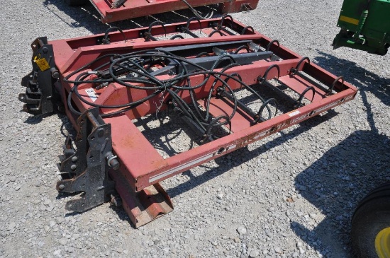 Hoelscher 100 small square bale grapple