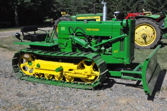 John Deere 40 crawler