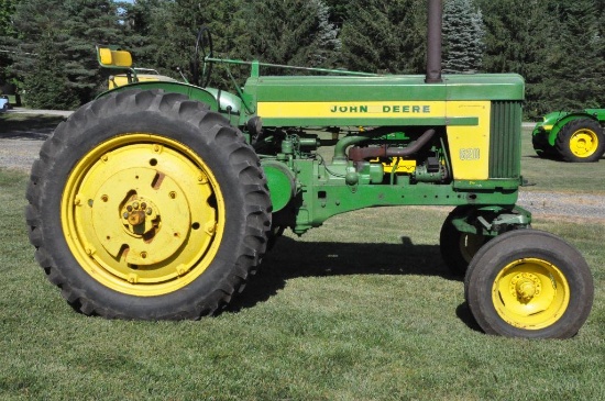 John Deere 620 gas tractor