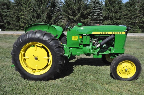 John Deere 1010 tractor