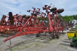 Case-IH 4800 30' field cultivator