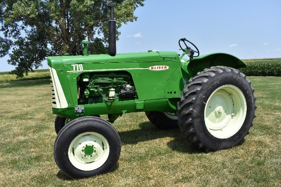 '61 Oliver 770 tractor