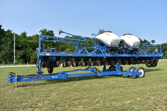 '15 Kinze 3600 16 row 30" planter