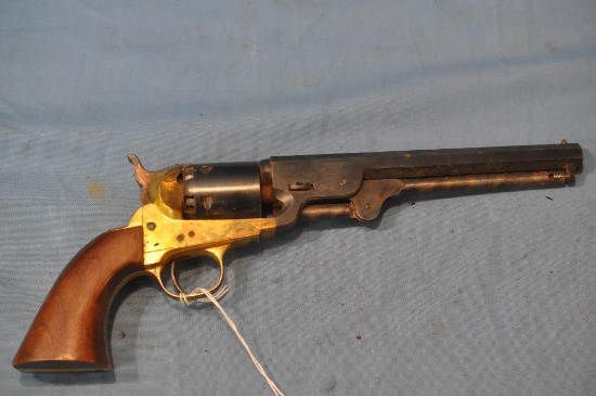 FIE REPRODUCTION BLACK POWDER REVOLVER