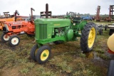 JD 60 tractor