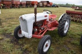 Ford 800 tractor