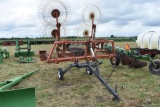 Gehl 318 8-wheel hay rake